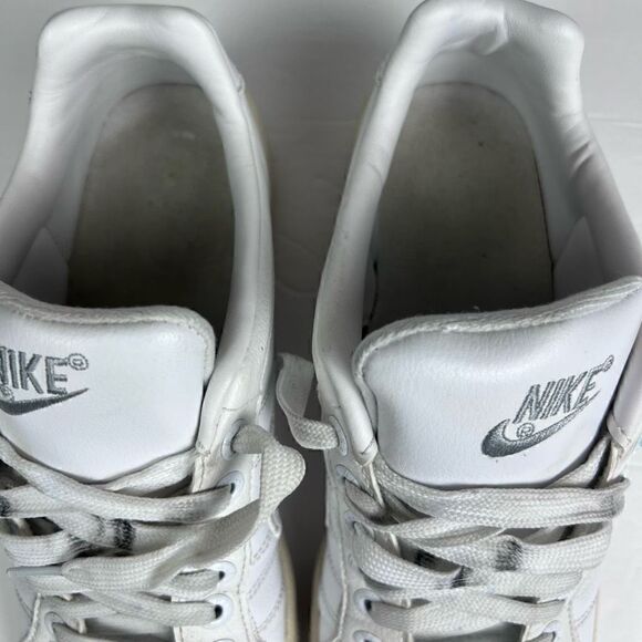 Nike Athletic Shoes Sneakers White Women Size 8.5 - Picture 8 of 13